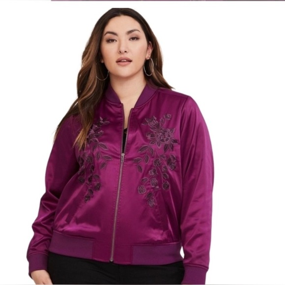 TORRID Sz  3 Embroidered Satin Finish Oversized Ribbed Hem & Cuffs Bomber Jacket - Picture 1 of 15